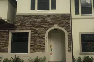 9307 W 33rd Way, Hialeah, FL 33018 - Photo 2