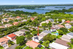 17027 NW 19th St, Pembroke Pines, FL 33028 - Photo 40