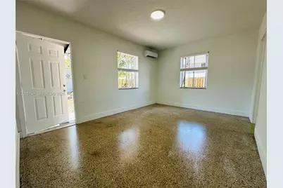 417 SE 14th Ct #4, Fort Lauderdale, FL 33316 - Photo 8