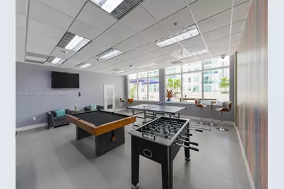 1200 Brickell Bay Dr #2119, Miami, FL 33131 - Photo 8