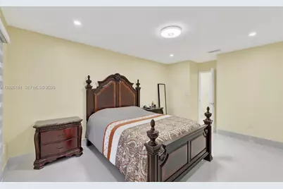 12718 NW 6th Ln, Miami, FL 33182 - Photo 22