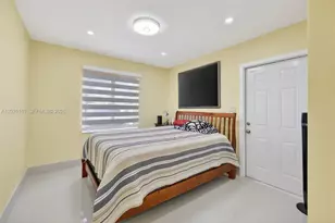 12718 NW 6th Ln, Miami, FL 33182 - Photo 30