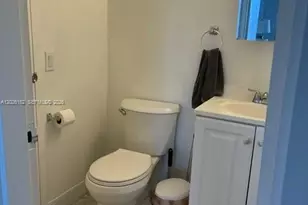 1800 NW 24th Ave, Miami, FL 33125 - Photo 8