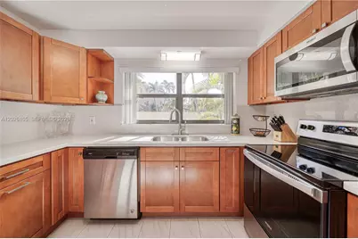 13337 SW 64th Ln, Miami, FL 33183 - Photo 12