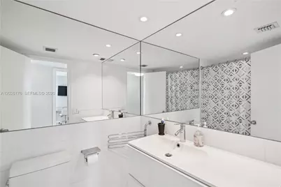 1020 Meridian Ave #401, Miami Beach, FL 33139 - Photo 18