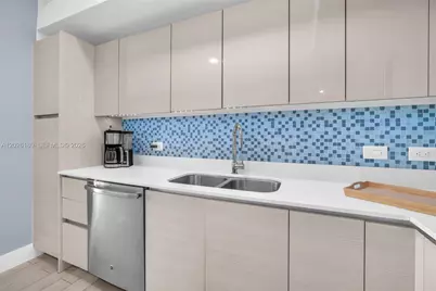 2602 E E Halladale #T3105, Hallandale Beach, FL 33009 - Photo 18