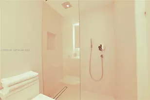 3 Island Ave, Miami Beach, FL 33139 - Photo 4