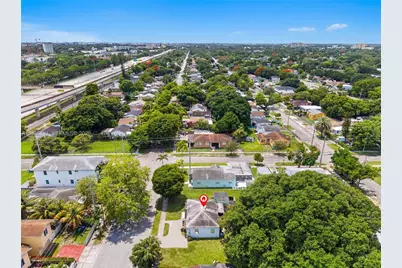 1279 NW 41st St, Miami, FL 33142 - Photo 10
