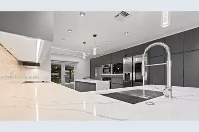 2257 SW 11th St, Miami, FL 33135 - Photo 4