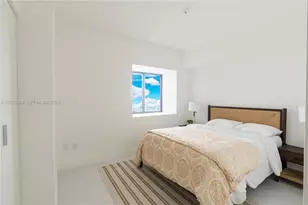 700 NE 24th St, Miami, FL 33137 - Photo 10