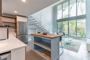 245 Michigan Ave, Miami Beach, FL 33139 - Photo 4