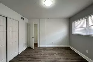2910 Pierce St, Hollywood, FL 33020 - Photo 12