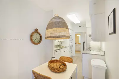 4779 Collins Ave #2908, Miami Beach, FL 33140 - Photo 18