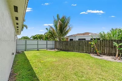716 SE 12th Ter, Homestead, FL 33033 - Photo 18