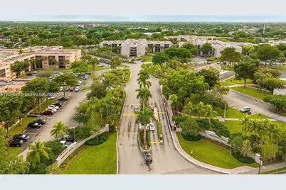 8420 SW 133rd Ave Rd #307, Miami, FL 33183 - Photo 6