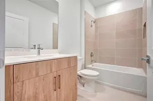 129 SW 171st Wy, Pembroke Pines, FL 33027 - Photo 26