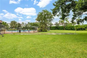 9355 SW 8th St, Boca Raton, FL 33428 - Photo 28