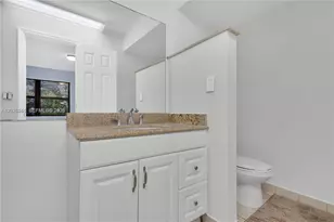 9355 SW 8th St, Boca Raton, FL 33428 - Photo 22