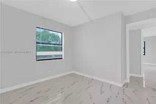 9355 SW 8th St, Boca Raton, FL 33428 - Photo 14