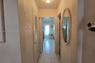 820 SW 11th St, Hallandale Beach, FL 33009 - Photo 8
