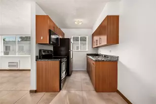 932 Moffett St, Hallandale Beach, FL 33009 - Photo 2