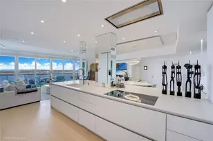 400 Alton Rd, Miami Beach, FL 33139 - Photo 10