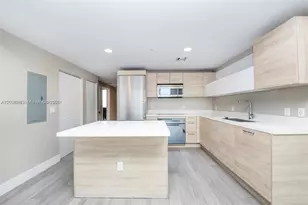 16385 Biscayne Blvd, North Miami Beach, FL 33160 - Photo 8