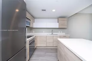 16385 Biscayne Blvd, North Miami Beach, FL 33160 - Photo 10