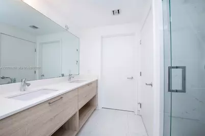 16385 Biscayne Blvd #2616, North Miami Beach, FL 33160 - Photo 14