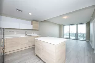 16385 Biscayne Blvd, North Miami Beach, FL 33160 - Photo 4