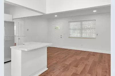 4200 NE 1st Ave, Miami, FL 33137 - Photo 4