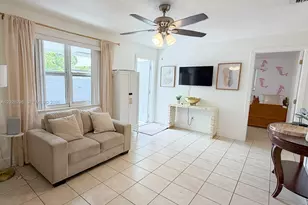 1827 SW 21st St, Fort Lauderdale, FL 33315 - Photo 8