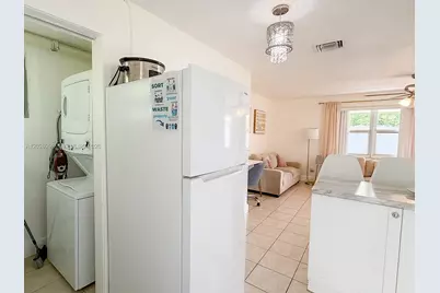 1827 SW 21st St, Fort Lauderdale, FL 33315 - Photo 14