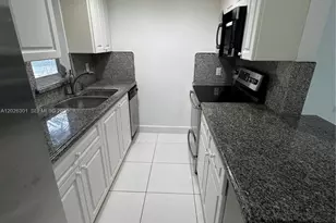 10281 E Bay Harbor Dr, Bay Harbor Islands, FL 33154 - Photo 4