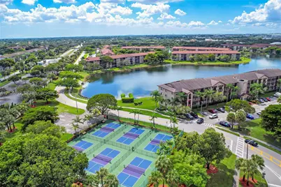 900 SW 128th Ave #105D, Pembroke Pines, FL 33027 - Photo 38