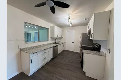 653 NE Atlas Avenue, Palm Bay, FL 32905 - Photo 6