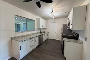 653 NE Atlas Ave, Palm Bay, FL 32905 - Photo 6