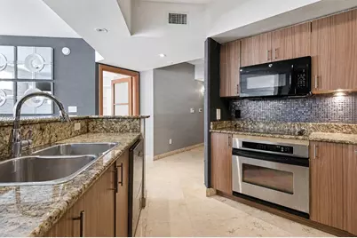 140 Meridian Ave #315, Miami Beach, FL 33139 - Photo 8