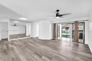3405 Emerald Oaks Dr, Hollywood, FL 33021 - Photo 2