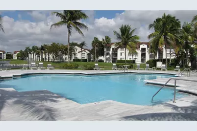 4400 NW 107th Ave #301, Doral, FL 33178 - Photo 36
