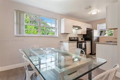 6198 SW 63rd St, South Miami, FL 33143 - Photo 6