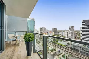 88 SW 7th St, Miami, FL 33130 - Photo 22