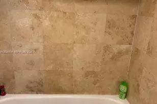 3701 N Country Club Dr, Aventura, FL 33180 - Photo 22