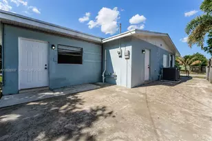 1389 Meadowbrook Dr, West Palm Beach, FL 33417 - Photo 18