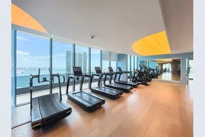 1000 Brickell Plz #2111, Miami, FL 33131 - Photo 30