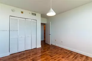19501 W Country Club Dr, Aventura, FL 33180 - Photo 18