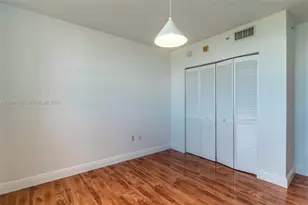 19501 W Country Club Dr, Aventura, FL 33180 - Photo 12