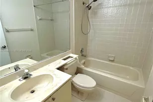 3176 Arbor Ln, Hollywood, FL 33021 - Photo 40