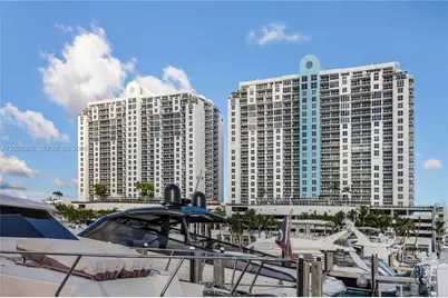 1800 Sunset Harbour #1612, Miami Beach, FL 33139 - Photo 2