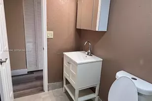 301 NW 177th St, Miami Gardens, FL 33169 - Photo 10
